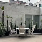 Condesa Residence Amsterdam F Elegant Residence With Inviting Ambiance On Amsterdam Avenue