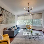 Apartment In Quiet District, 8 Min Walk From Masaryk