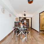 C602 - 2Br - 2Bth
