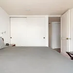 P403 - 3Br - 1Bth