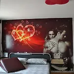 Loove Hotel (Adults Only)
