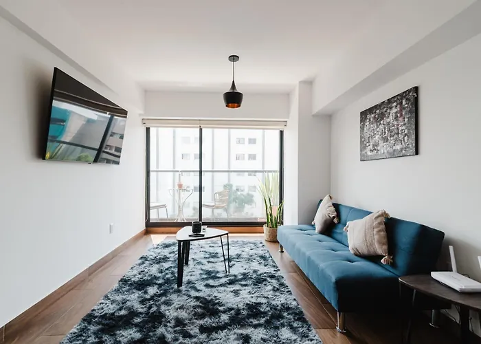 C602 - 2Br - 2Bth