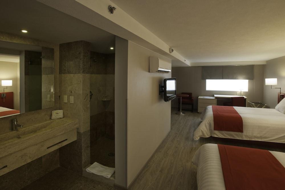 Hotel Mx Forum Buenavista 3*