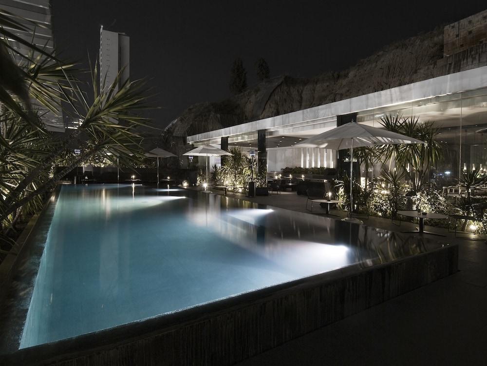 Hotel Capital 4*