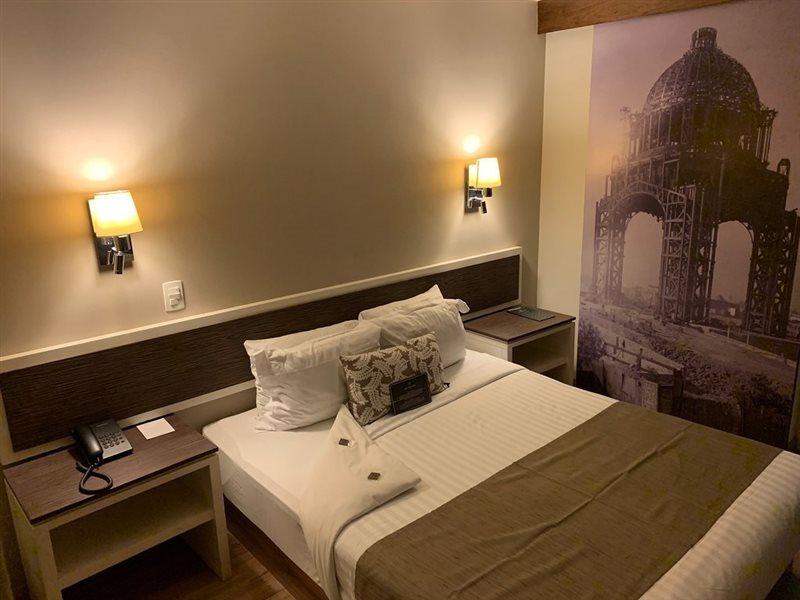Plaza Revolucion Hotel 4*