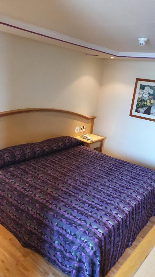 Hotel Revolucion