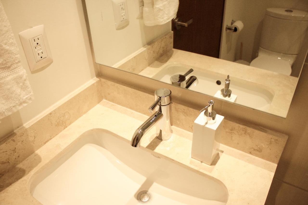 Begrand Alto Polanco Pool Gym Jacuzzi & Apartment Mexico City