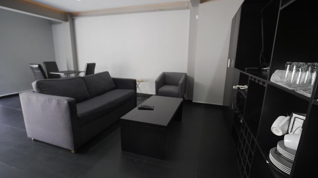 Apartment 2 Bedroom Garden House Polanco Mexico City