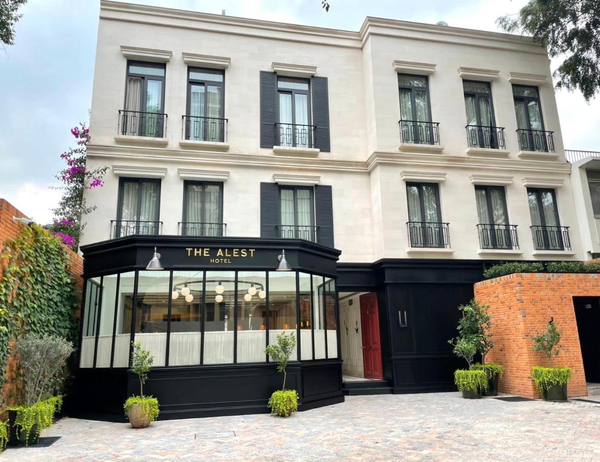 Hotel The Alest 5*