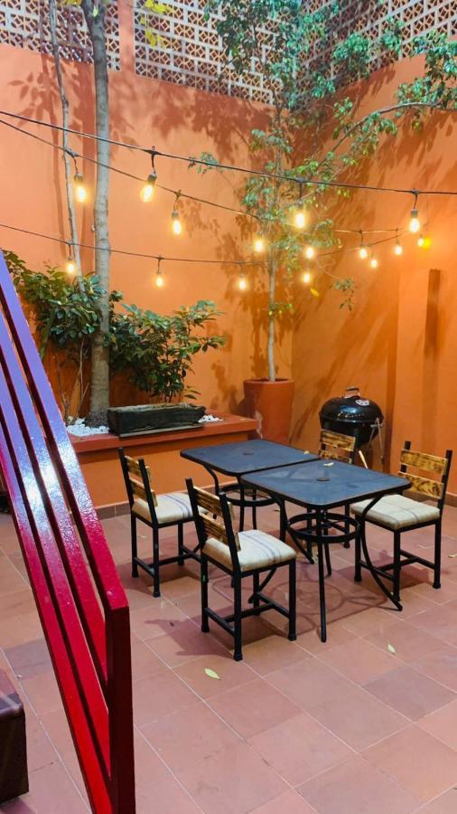 The Reef House Condesa Bed & Breakfast *