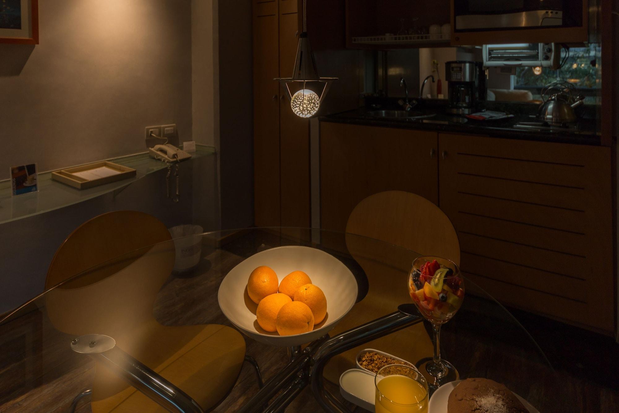 Hotel Contempo 5*