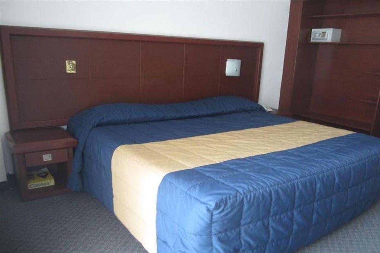 Hotel Ambassador