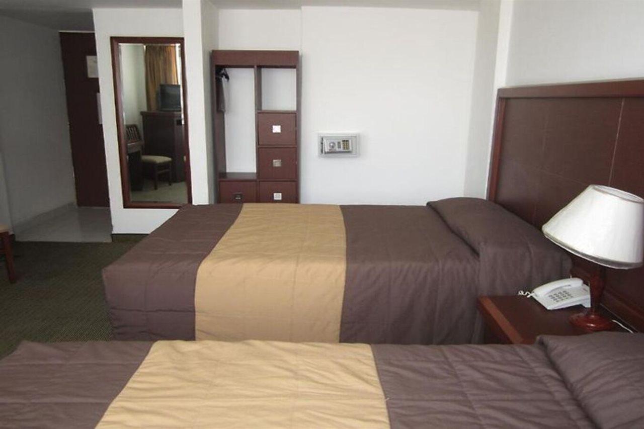 Ambassador 4*