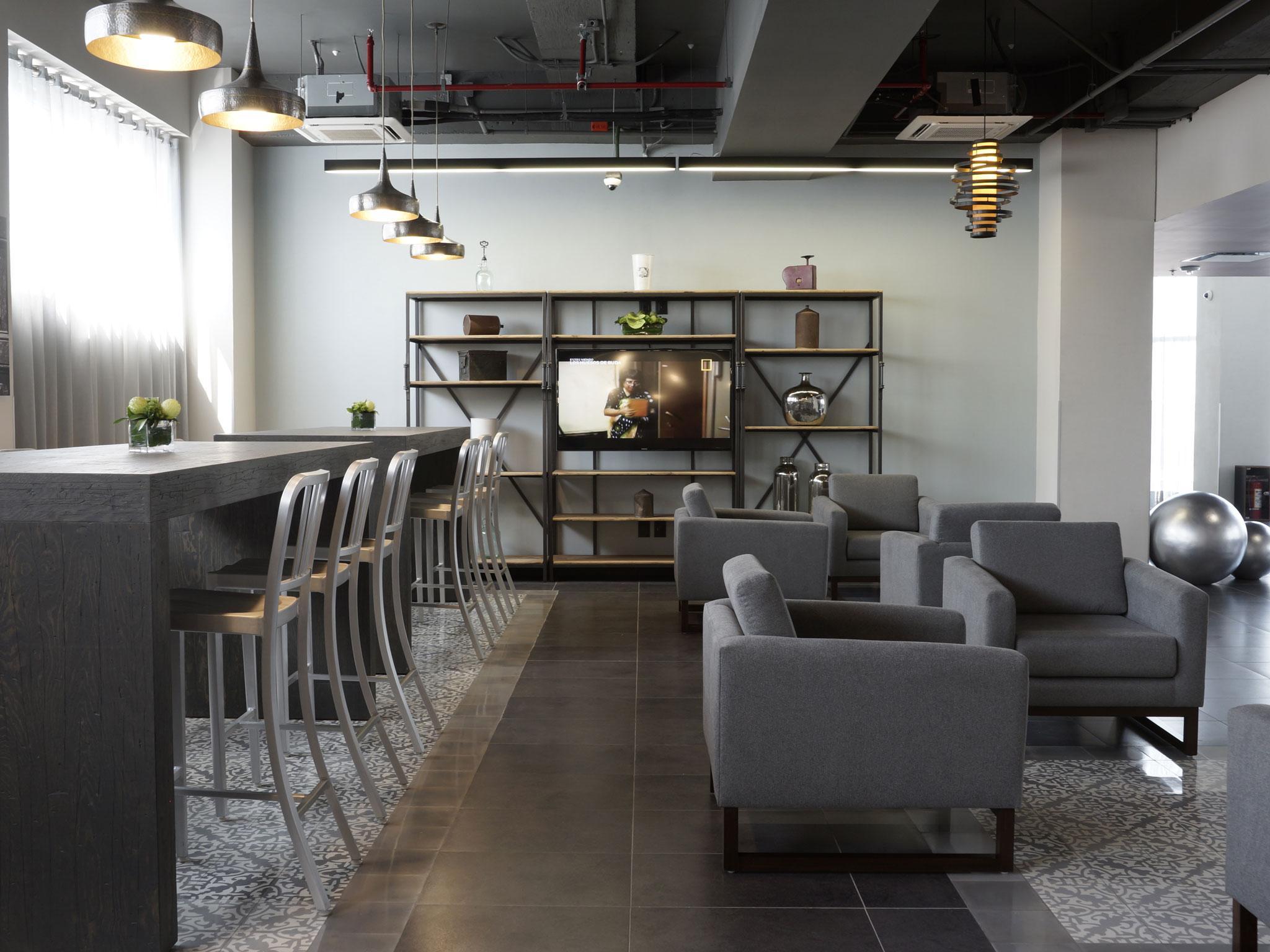 Express By Marriott Ciudad De Patio Universidad 4*