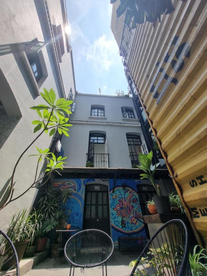 Metro Boutique Hostel