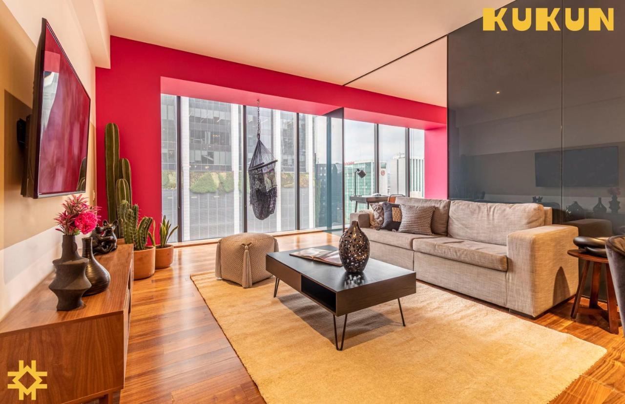Kukun-reforma, Magenta * Mexico City