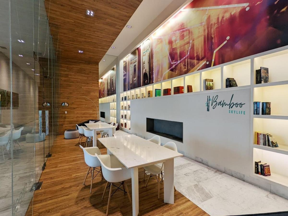 Luxury Santa Fe Cosmocrat By Bamboo Skylife *