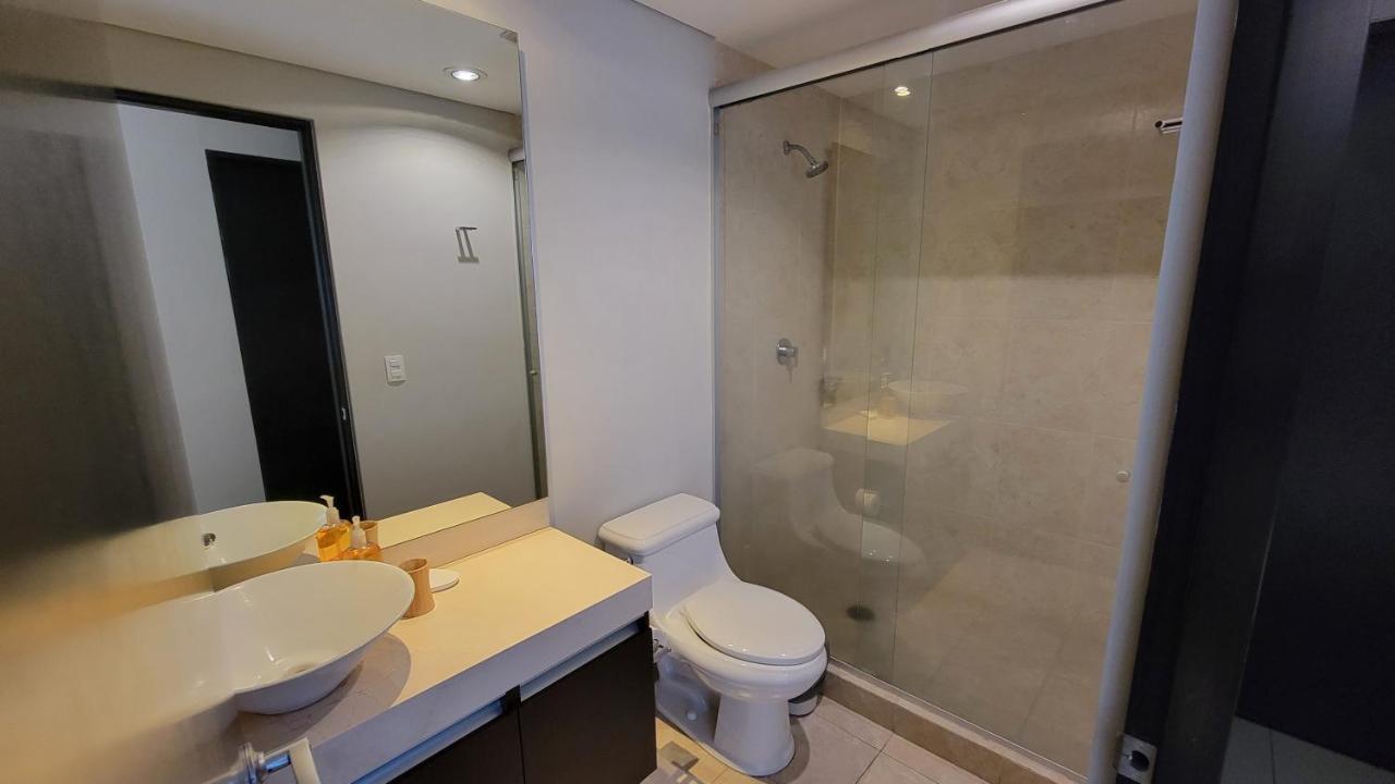 Apartment Chicago Wtc