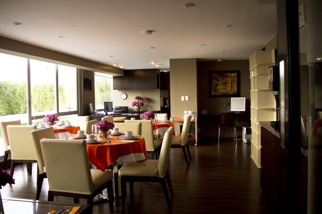 Aparthotel The Place Corporate Mexico City