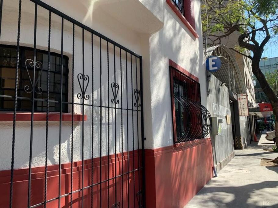 Departamentos Cerca De Reforma Y Monumento A La Revolucion
