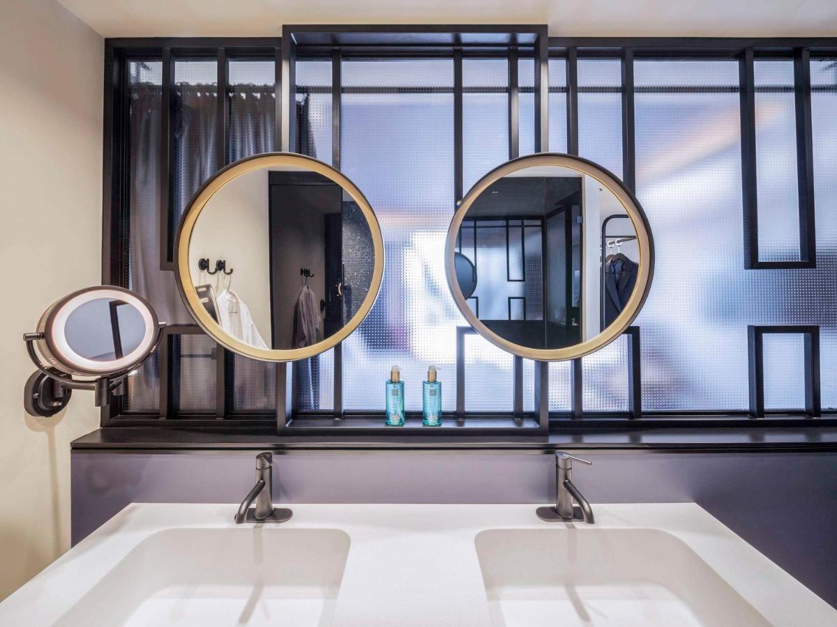 Hotel Novotel World Trade Center 4*