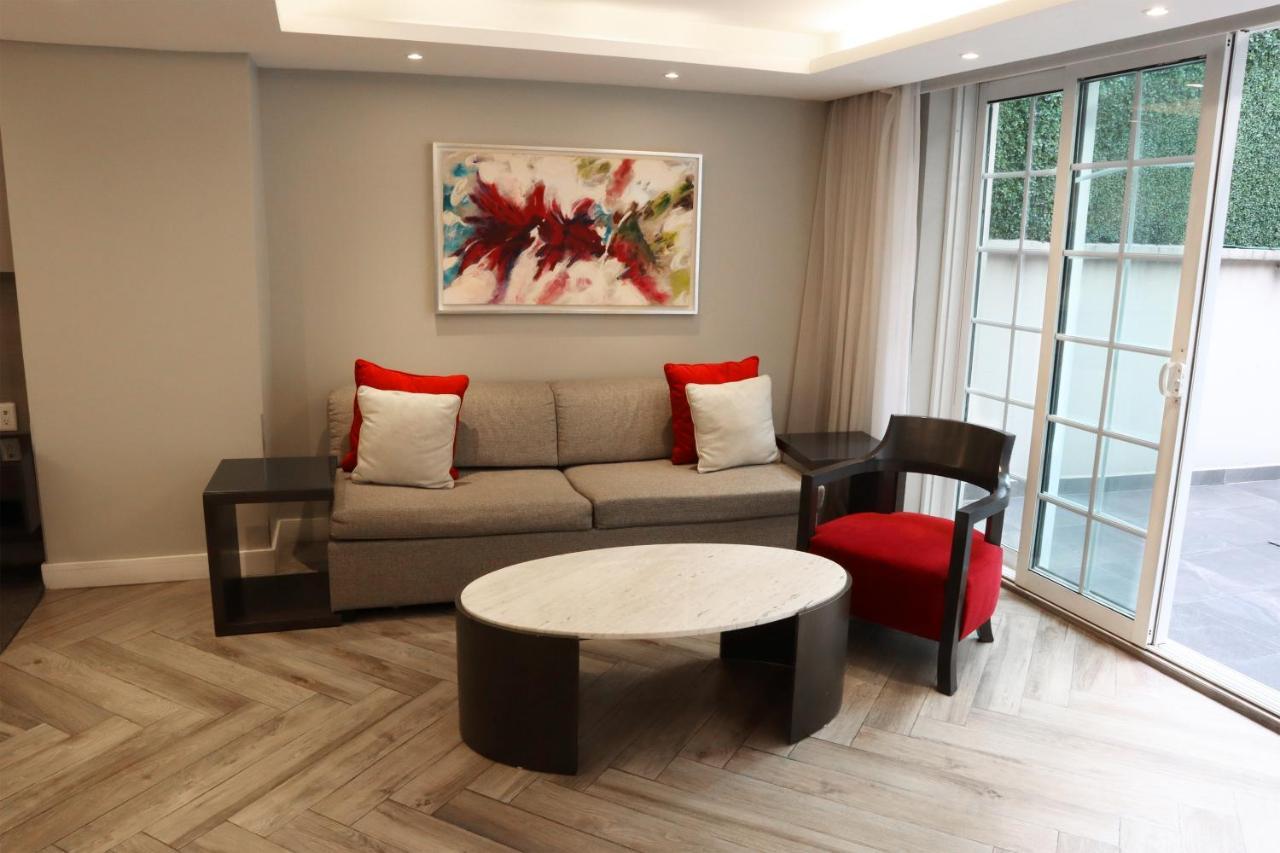 Isaaya Boutique By Wtc Hotel 4*