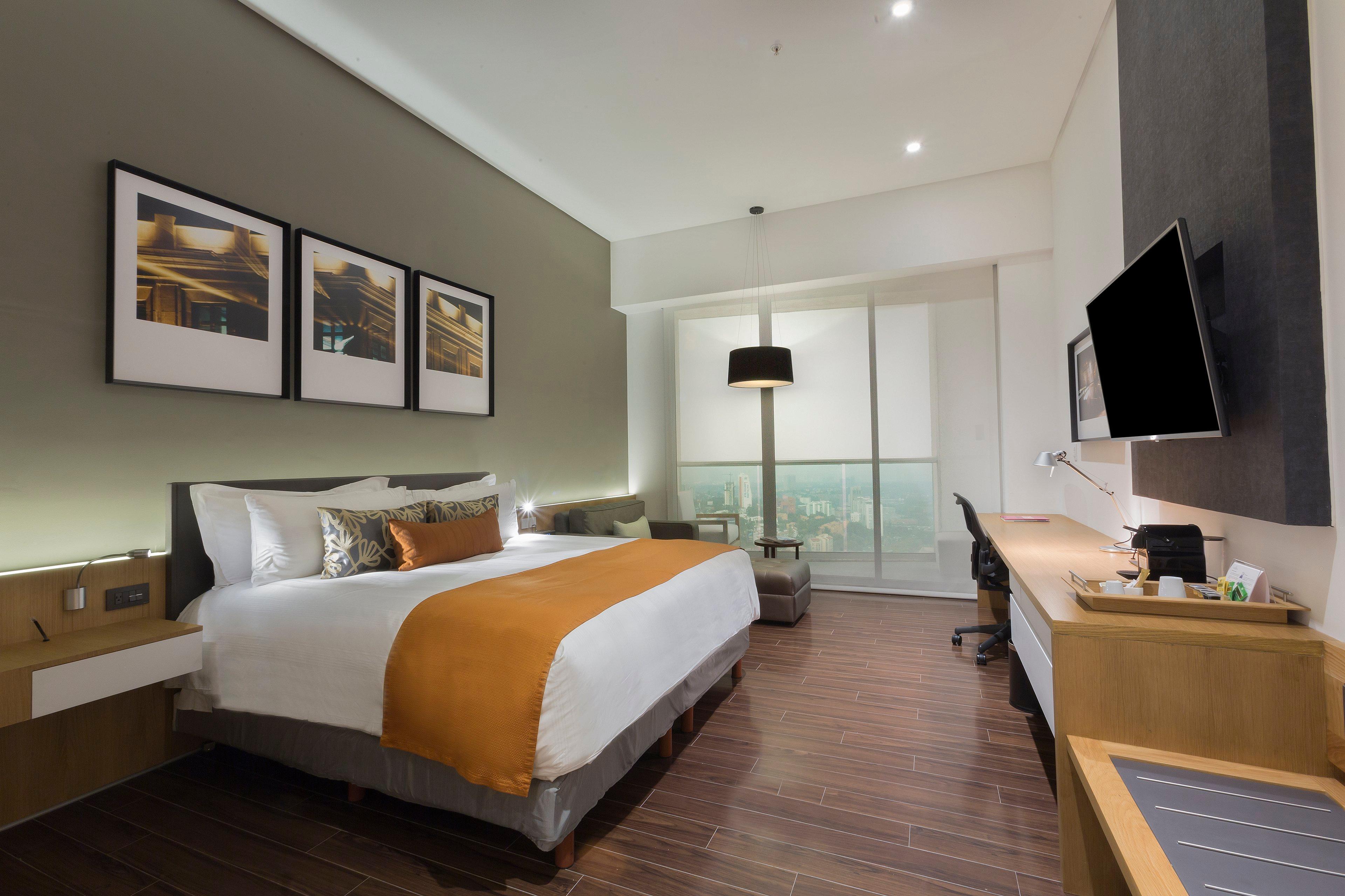 Hotel The Paragon Santa Fe By Accor 5*