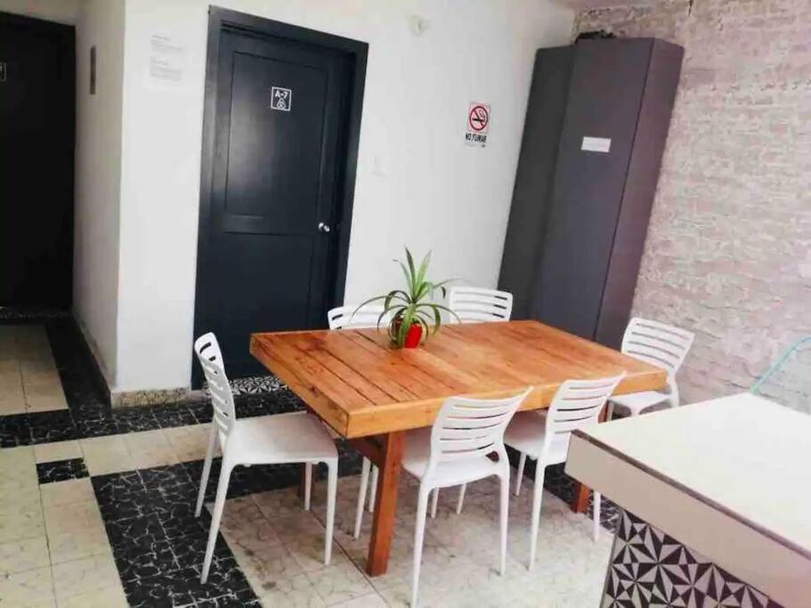 Homestay A1 Cuartito Condesa Amsterdam