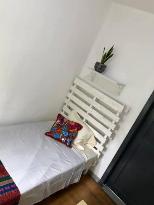A1 Cuartito Condesa Amsterdam Homestay Mexico City