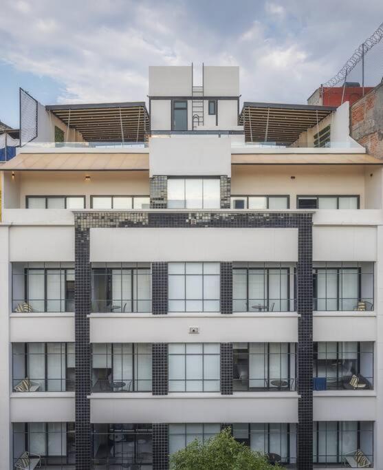 P502 Rooftop Views 33drm 2bath Ac Apartamento