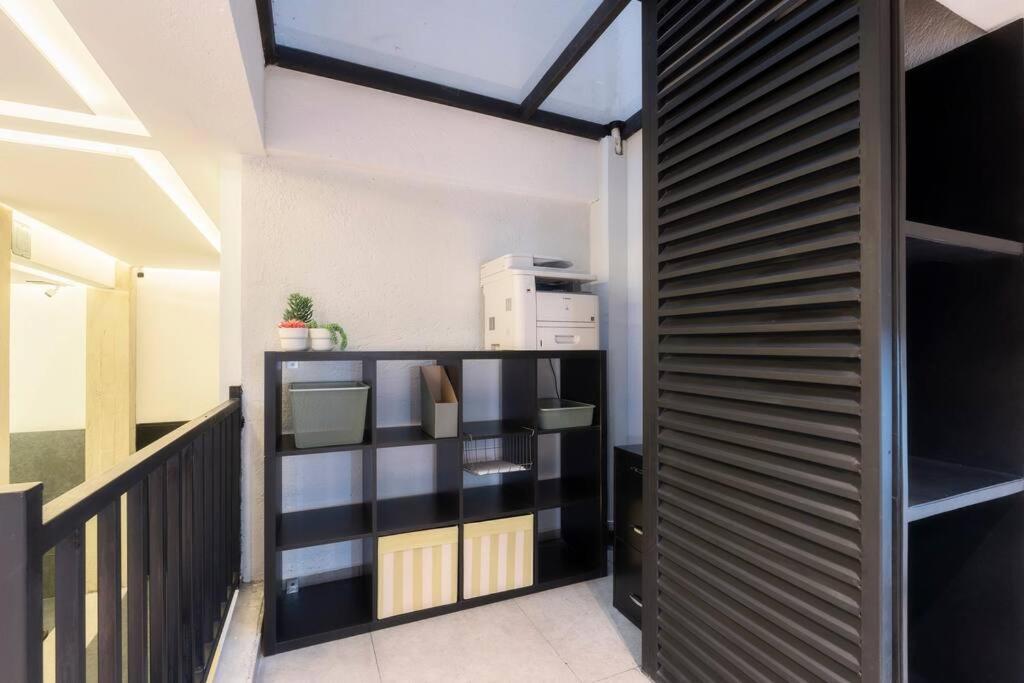 Apartamento P502 Rooftop Views 33drm 2bath Ac *