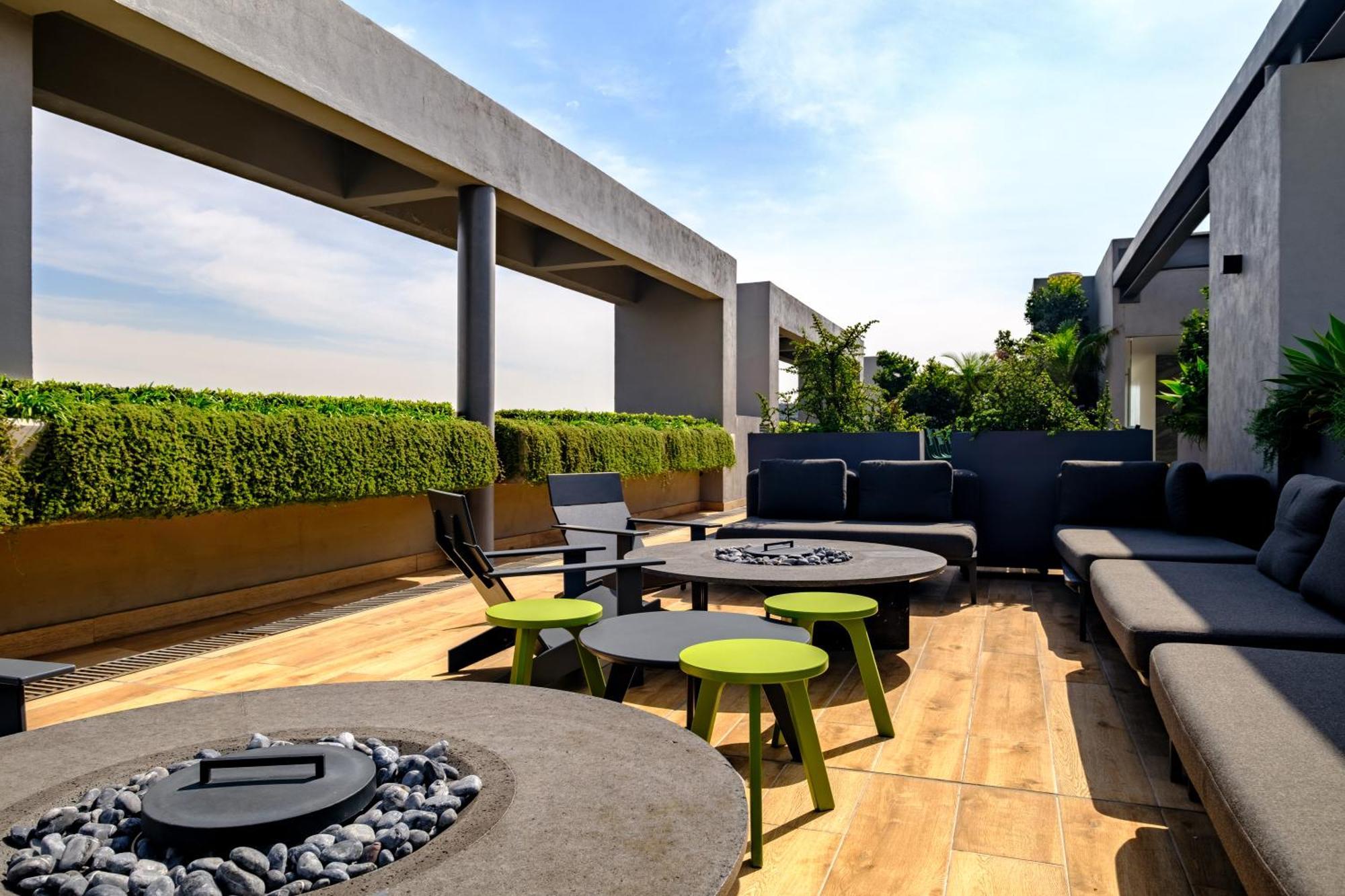 Lumina At Taman Condesa Apartment