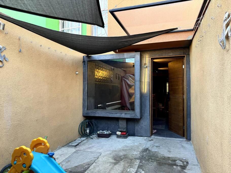 Contemporary Style House. Holiday home Mexico City