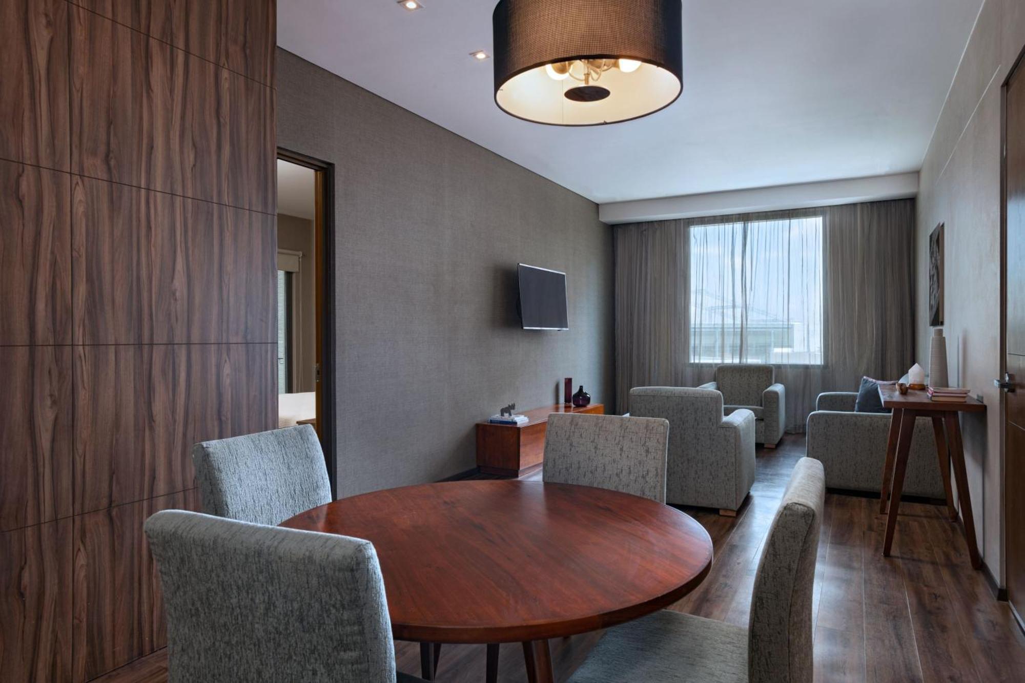 Hotel Ac By Marriott Santa Fe 4*