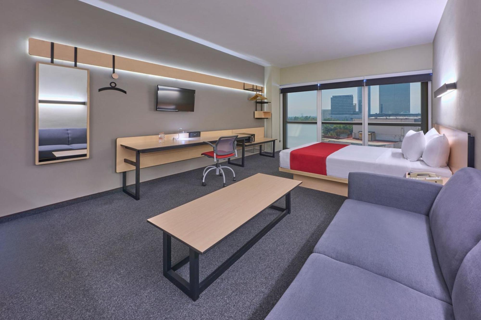 Express By Marriott Ciudad De Patio Universidad