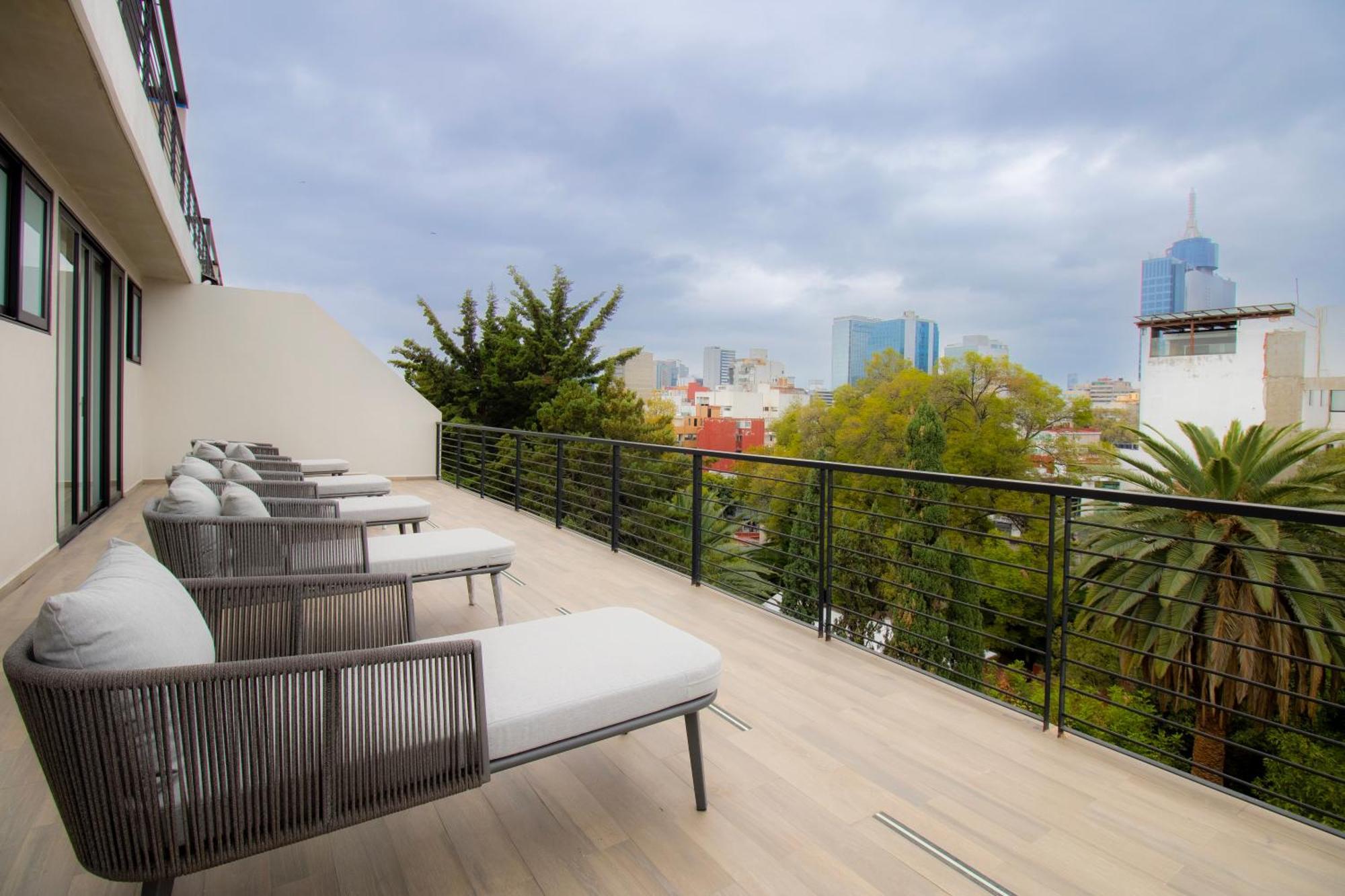 Aparthotel Capitalia - - Downtown Del Valle *