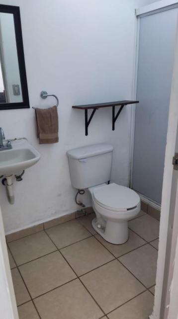 Privada En Centrico Departamento, Homestay