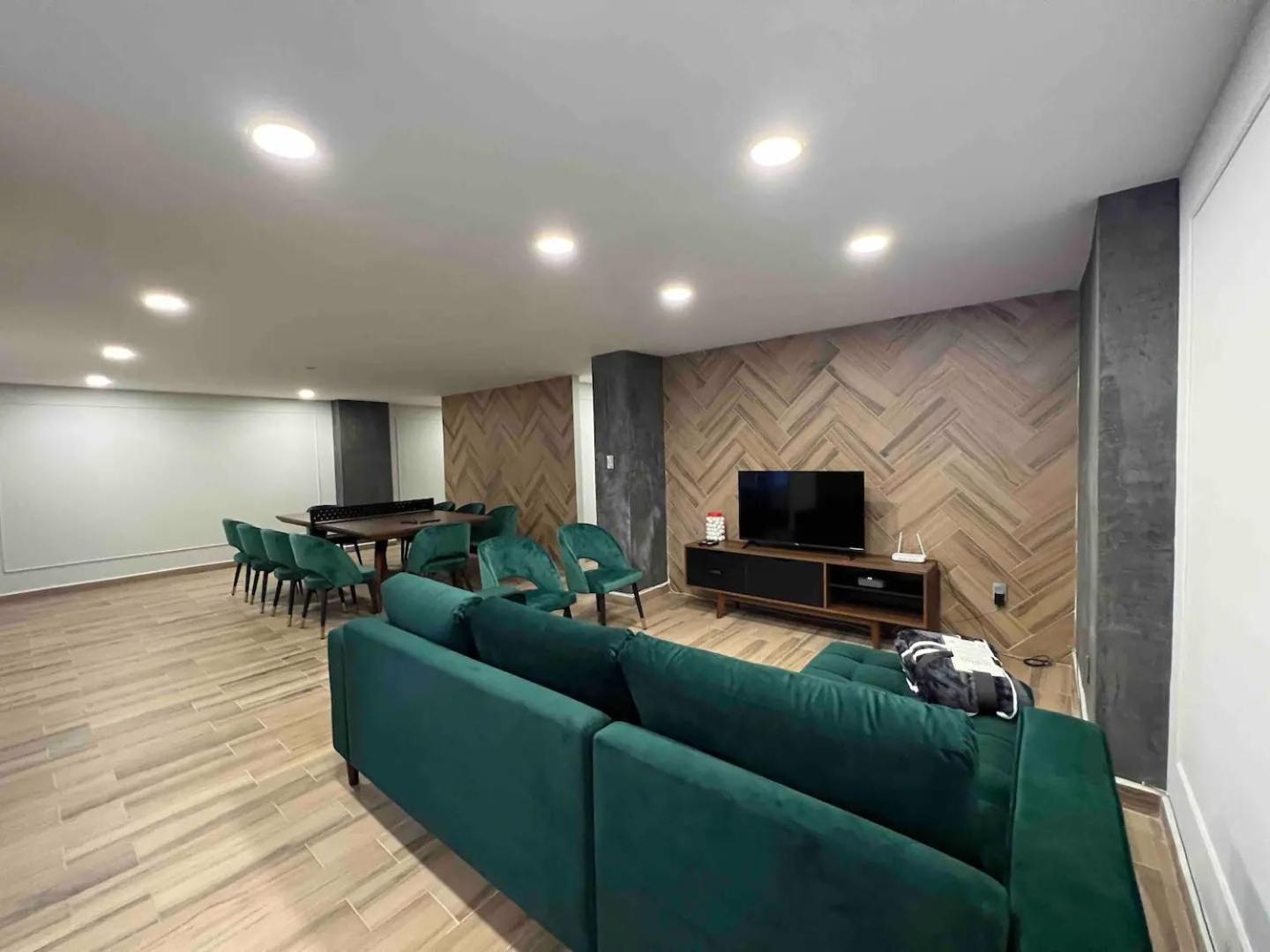 Chic In Polanco Steps From Masaryk Ave! *