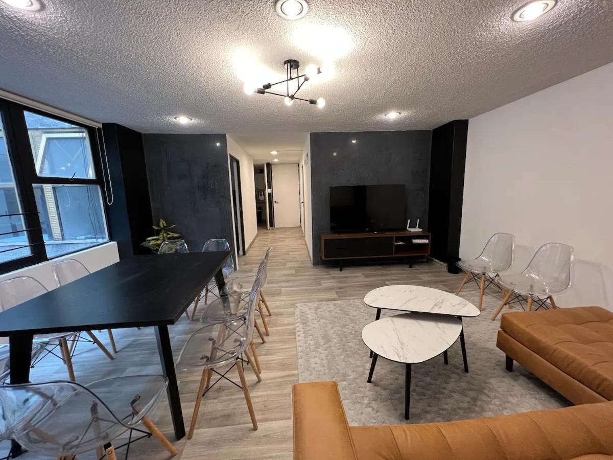 Holiday home Chic In Polanco Steps From Masaryk Ave! Mexico City