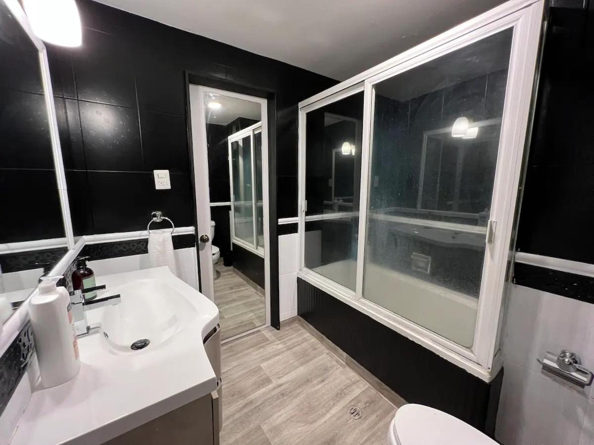 Holiday home Chic In Polanco Steps From Masaryk Ave! Mexico City