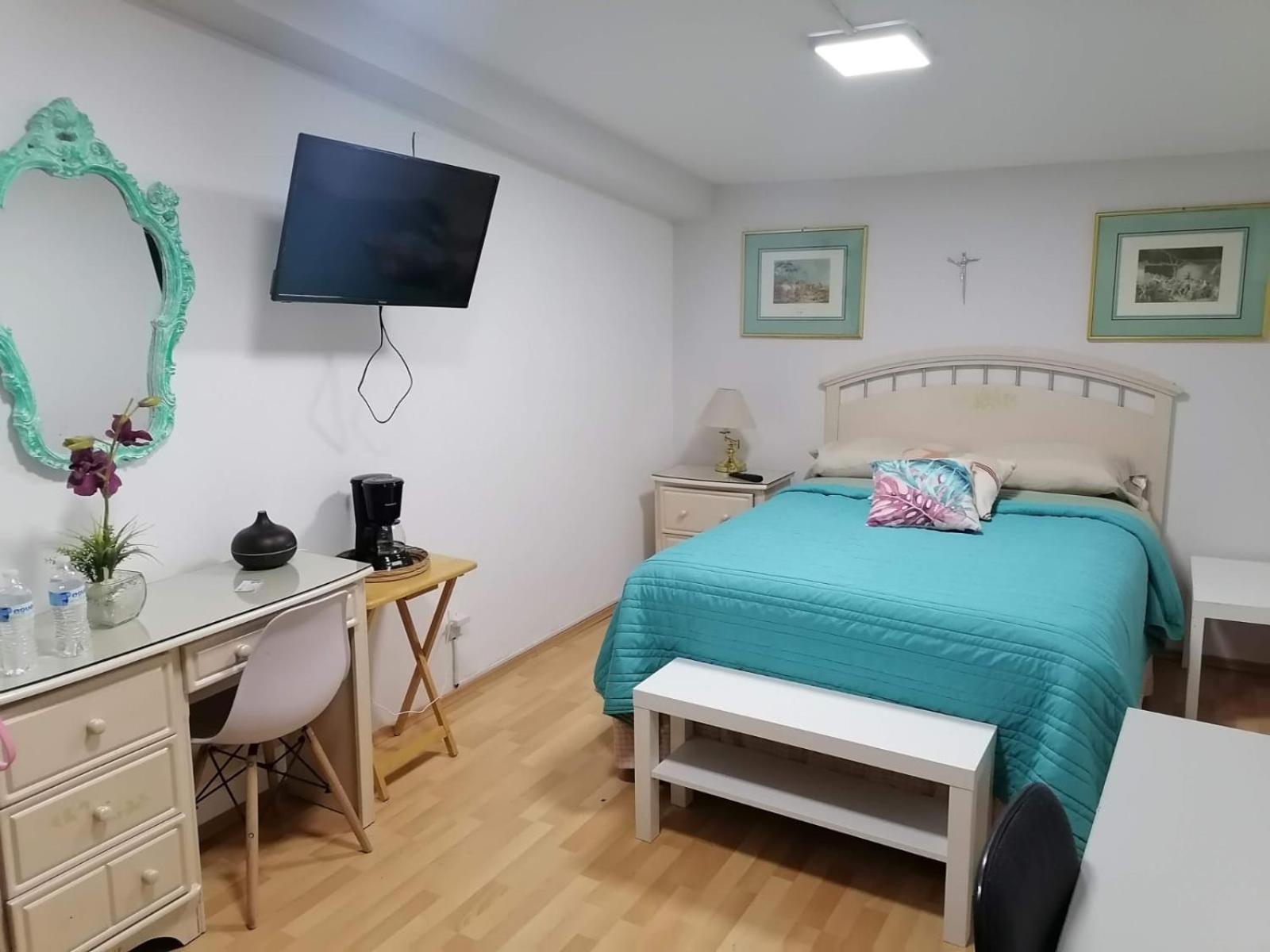 Habitación en casa particular Encantadoras Privadas Del Valle *