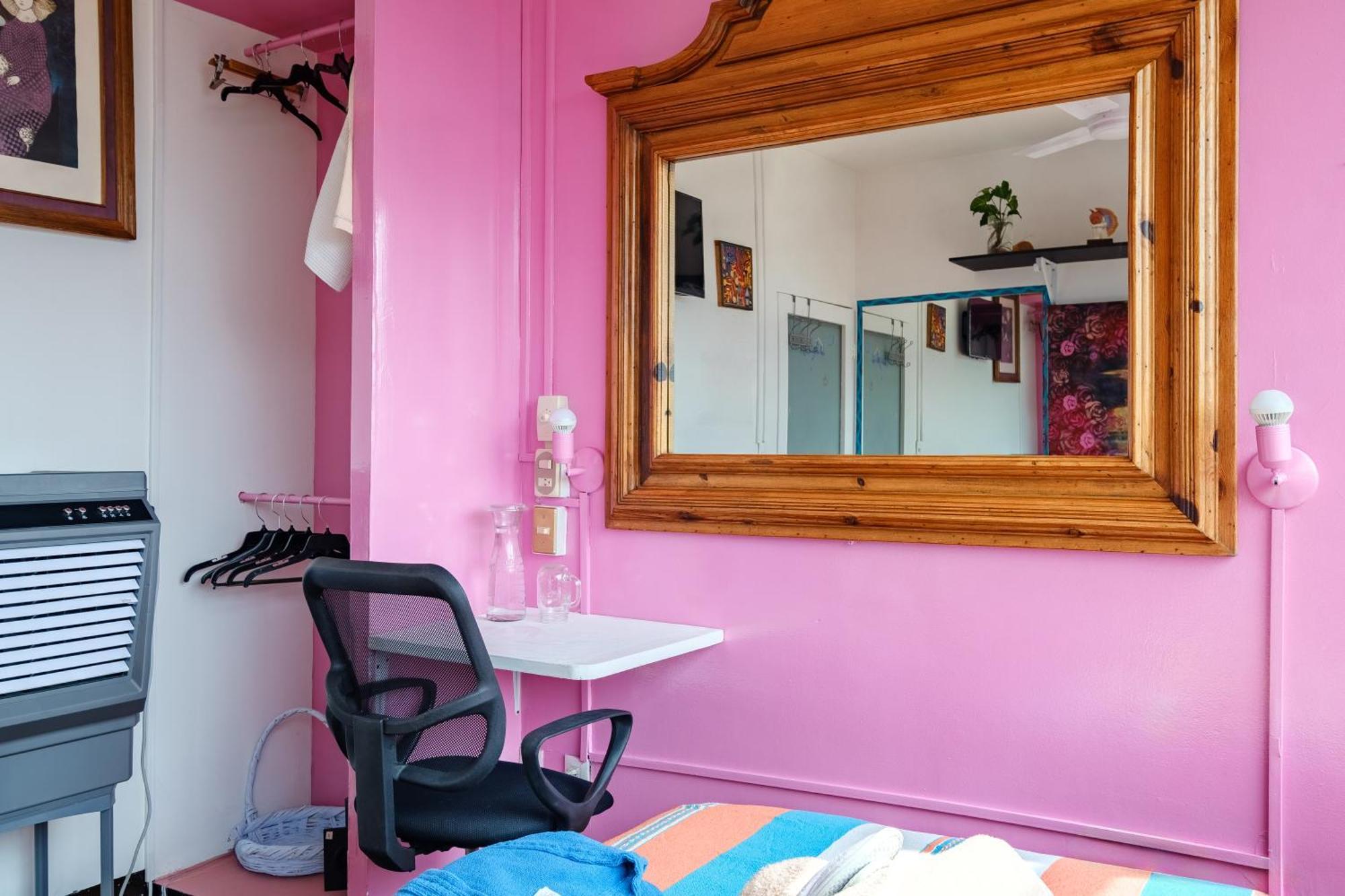 Casa Itzae B&B Polanquito Dog Friendly Bed & Breakfast Mexico City