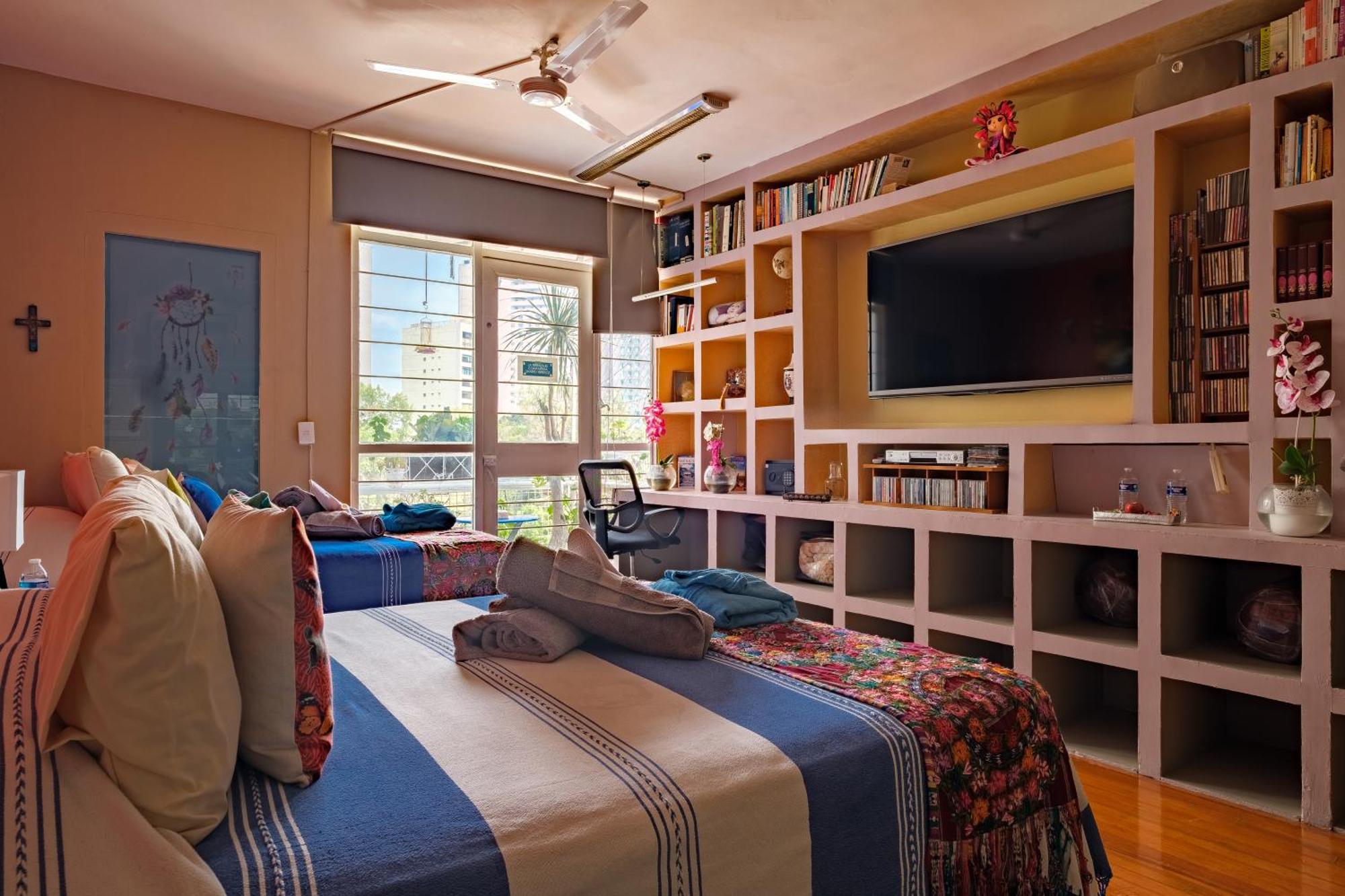 Casa Itzae B&B Polanquito Dog Friendly Bed & Breakfast Mexico City