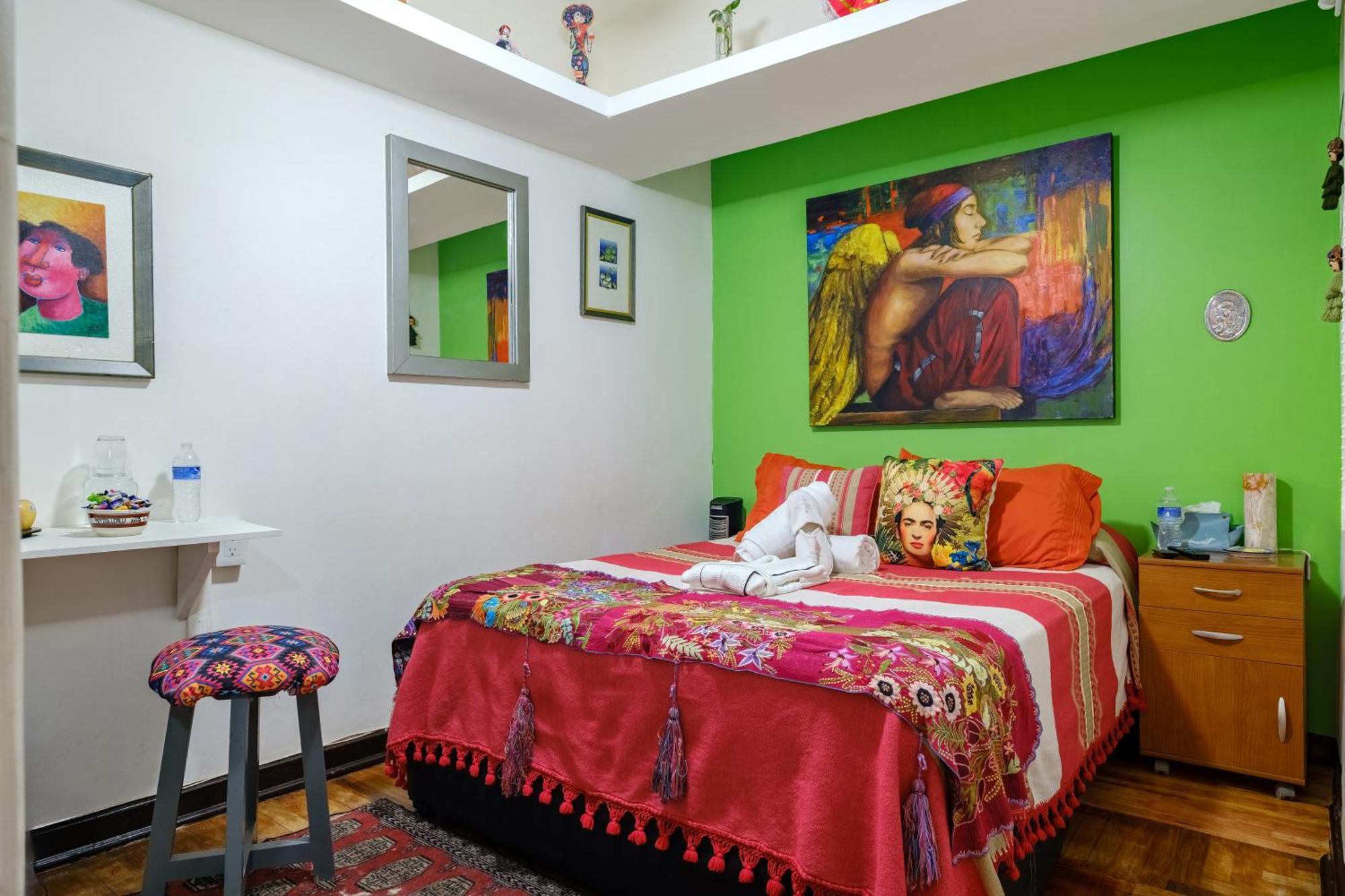 Casa Itzae B&B Polanquito Dog Friendly Bed & Breakfast Mexico City