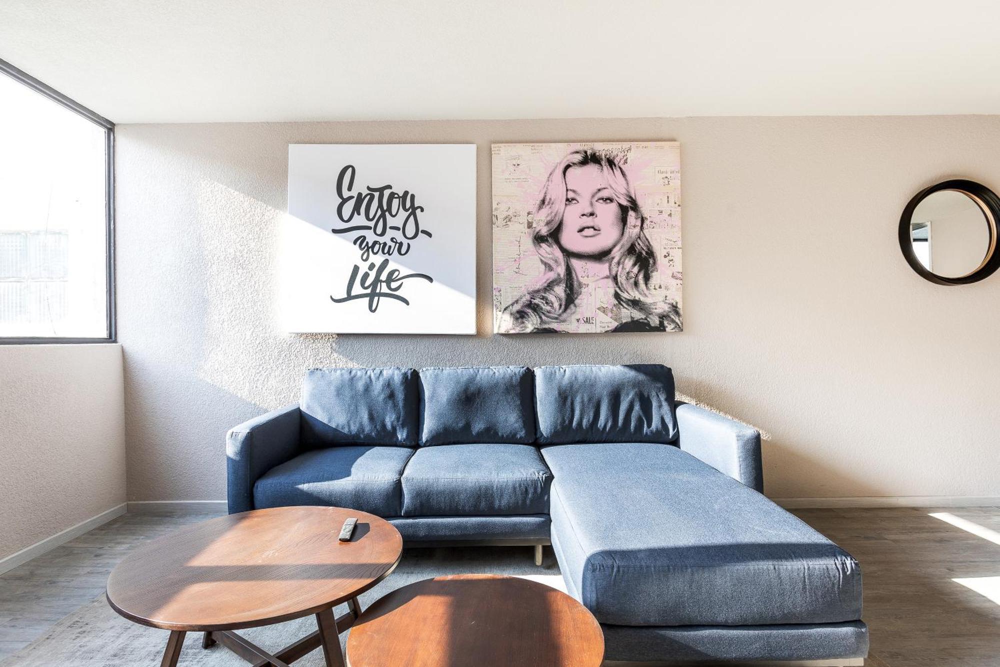 Apartment Stylish 2br In Roma - Parking- Wifi- Sleeps 6