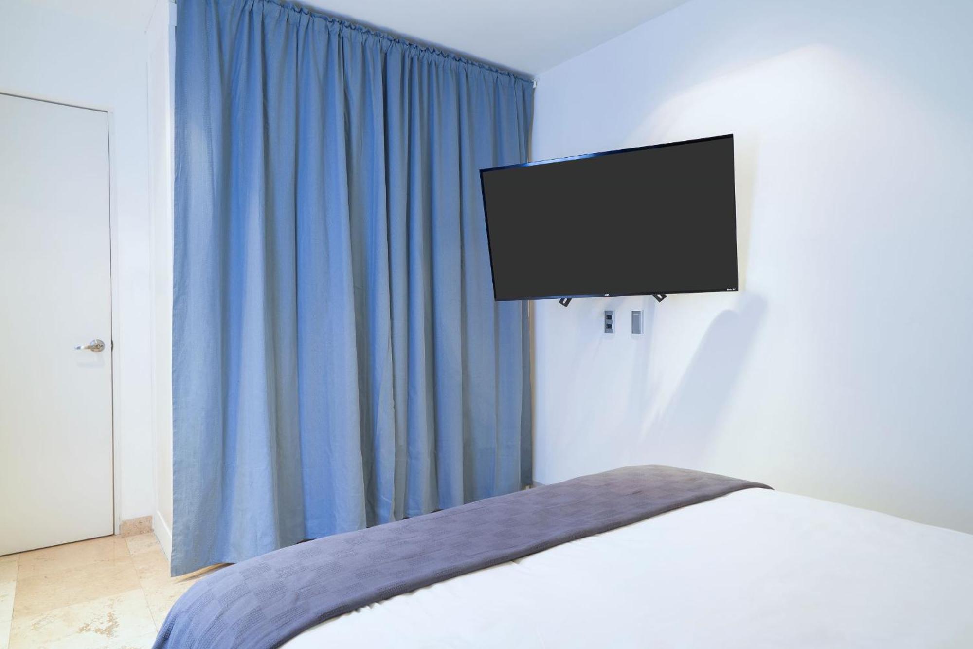 Guest house Amazinn Places La Condesa Roma Mexico City