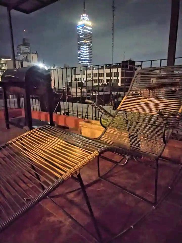 Departamento En Edificio Colonial El Corazon De La Ciudad * Mexico City