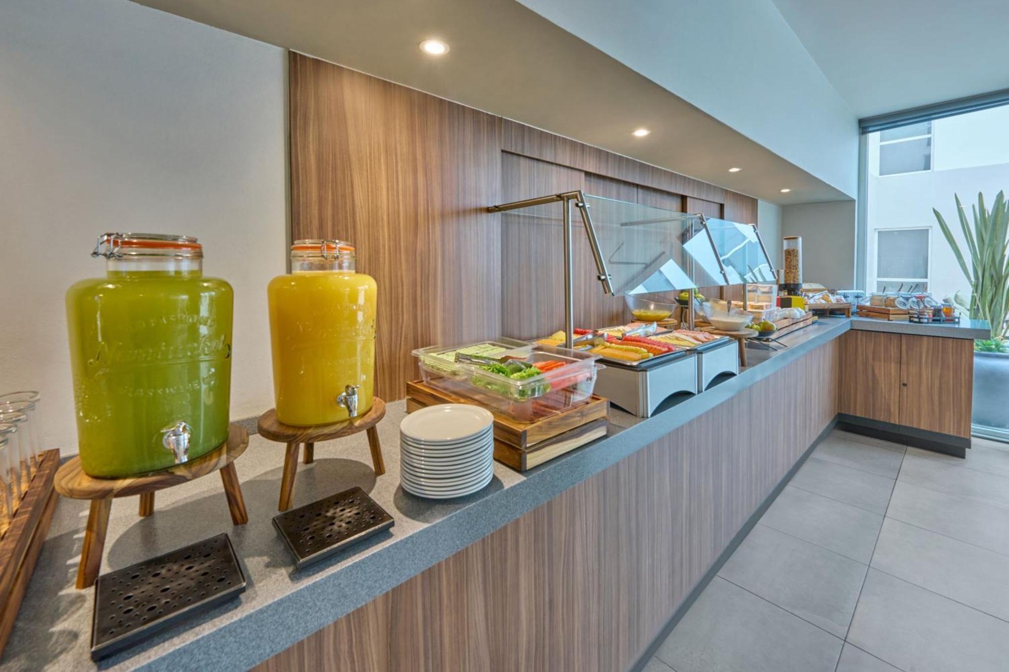 Hotel Express By Marriott Ciudad De Insurgentes Sur 3*