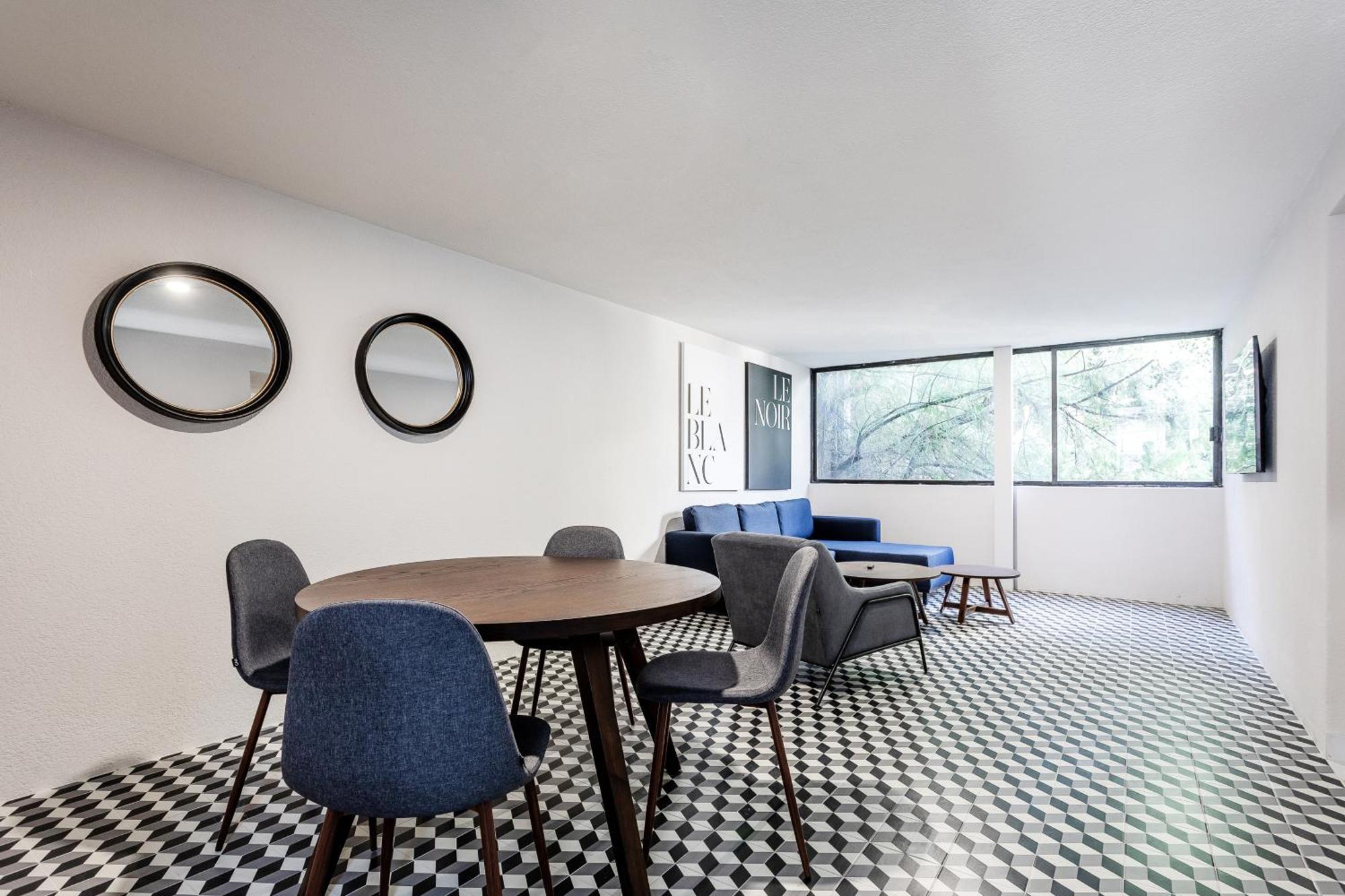 2br Roma Norte - Parking Sleeps 6 - Internet *