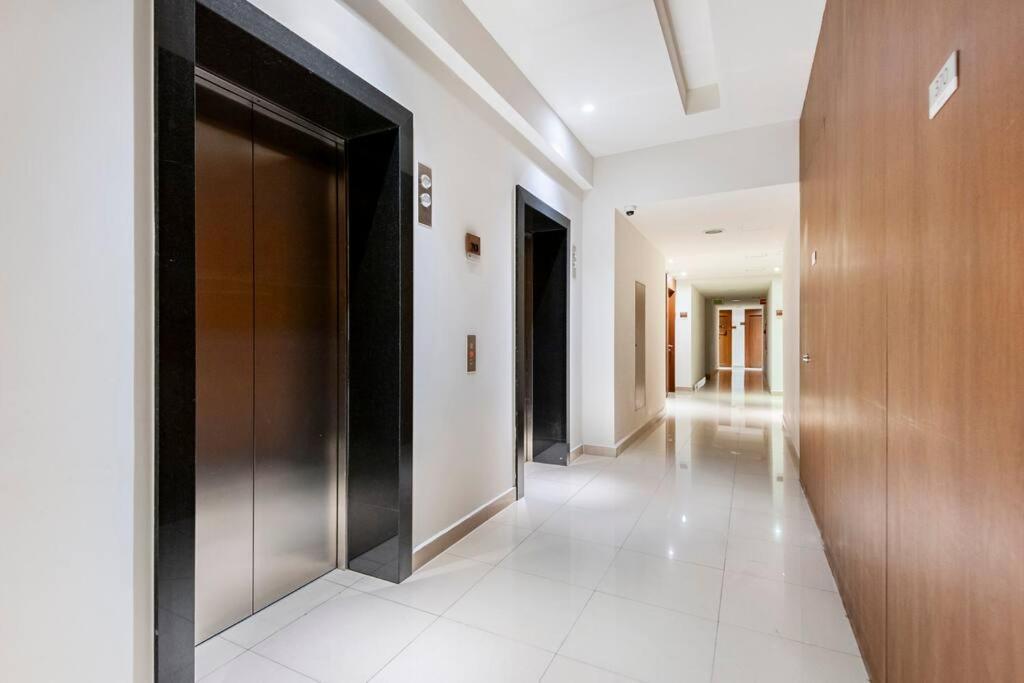 Apartment Luxury With Incredible Amenities *